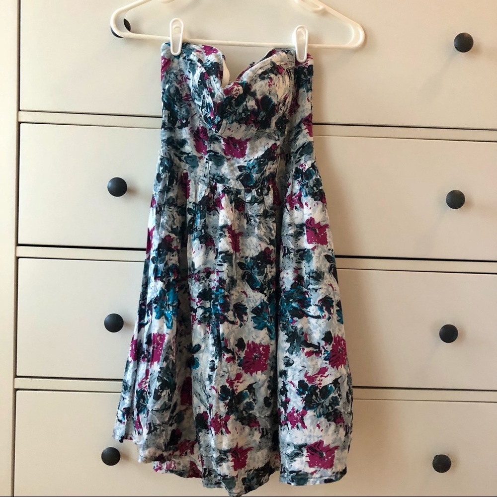 Floral strapless sundress